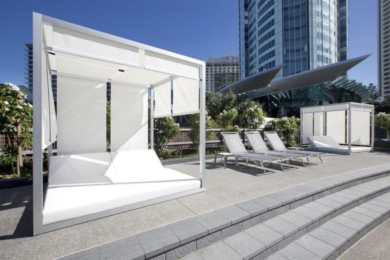 Serain Residences On 9 Hamilton Avenue Gold Coast Exterior photo