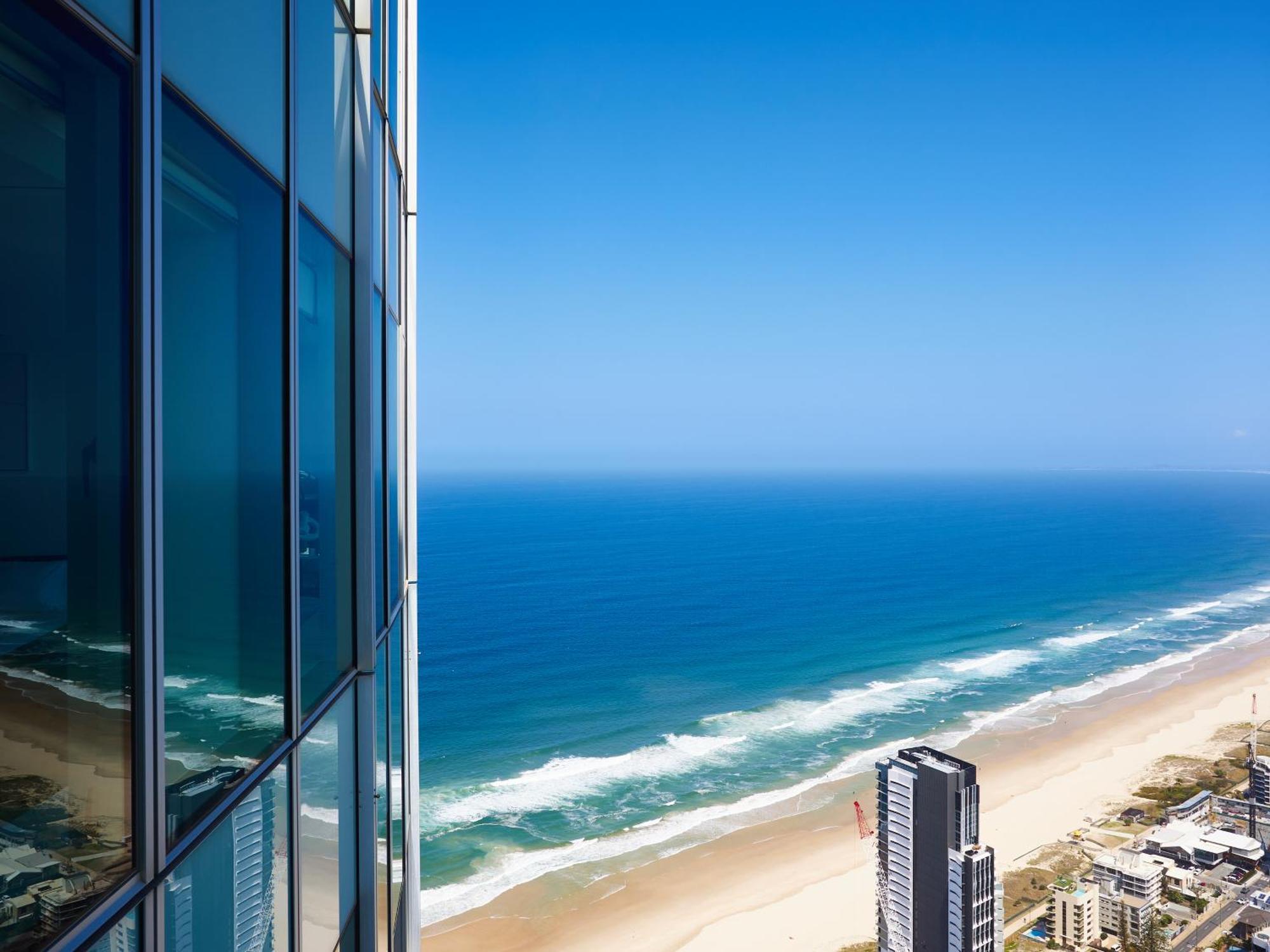 Serain Residences On 9 Hamilton Avenue Gold Coast Exterior photo