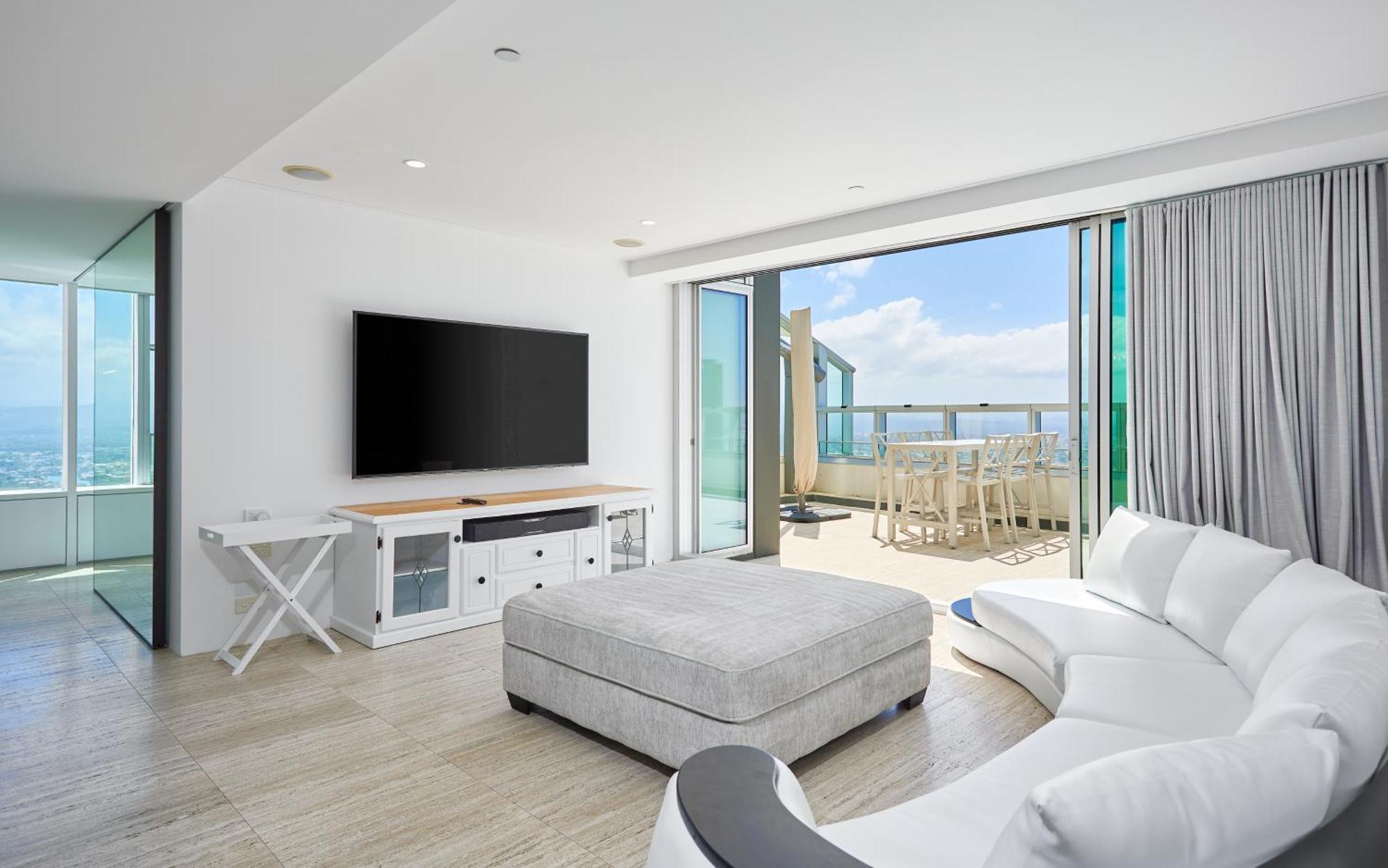 Serain Residences On 9 Hamilton Avenue Gold Coast Exterior photo