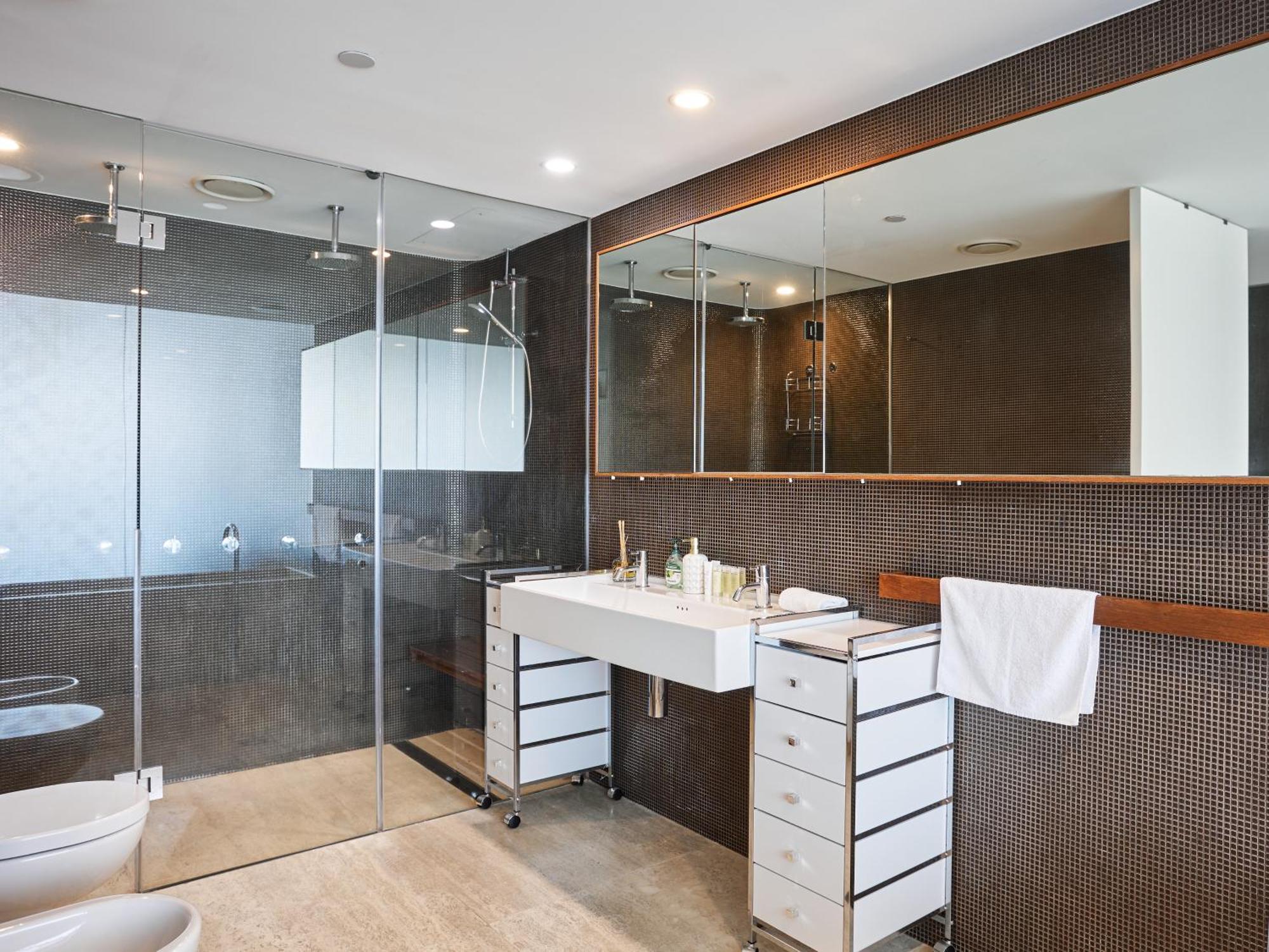 Serain Residences On 9 Hamilton Avenue Gold Coast Exterior photo