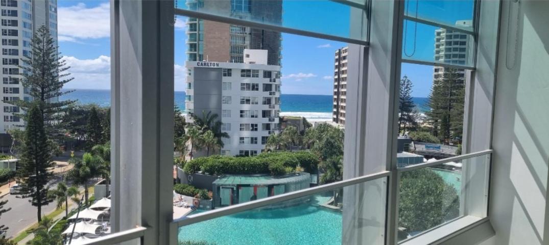 Serain Residences On 9 Hamilton Avenue Gold Coast Exterior photo